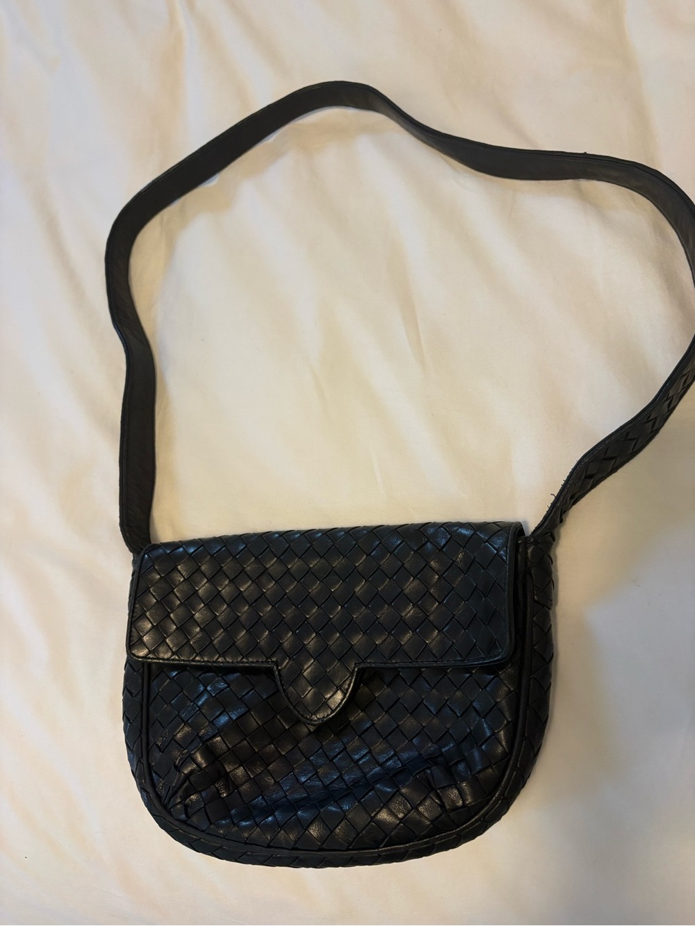 Bottega Veneta vintage Woven Leather Crossbody Bag in Black - Picture 1 of 7